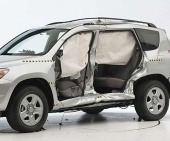 2011 Toyota RAV4 IIHS Side Impact Crash Test Picture